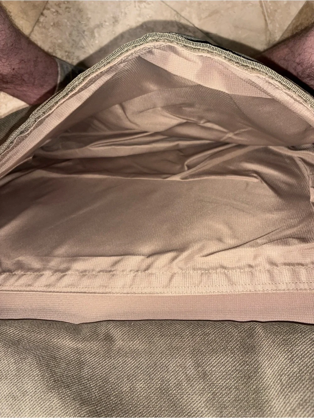Beretta XLarge Travel Shoulder Bag Tan Velveteen & Leather Trim 25”X18”X10”